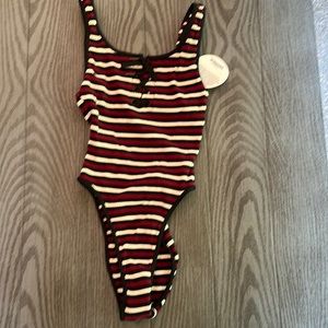 Vintage Swimsuit- NWT 🌴🌴🌴